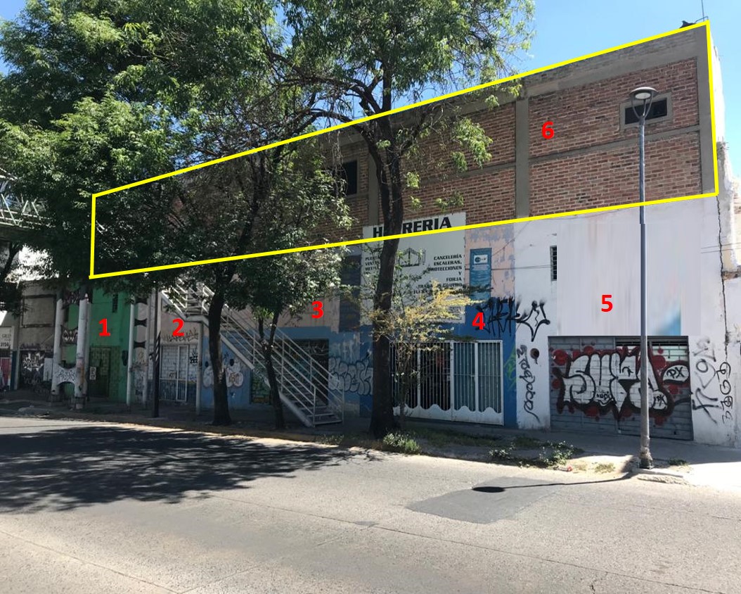 OPORTUNIDAD, PROPIEDAD COMERCIAL SOBRE AV. COLON, USO DE SUELO MIXTO.