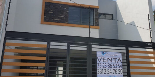 CASA EN VENTA COLONIA DEL FRESNO