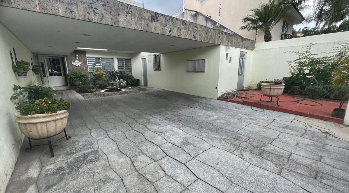 WhatsApp Image 2024-10-10 at 5.43.51 PM