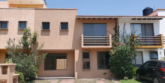CASA EN VENTA PRIVANZA CAMINO REAL