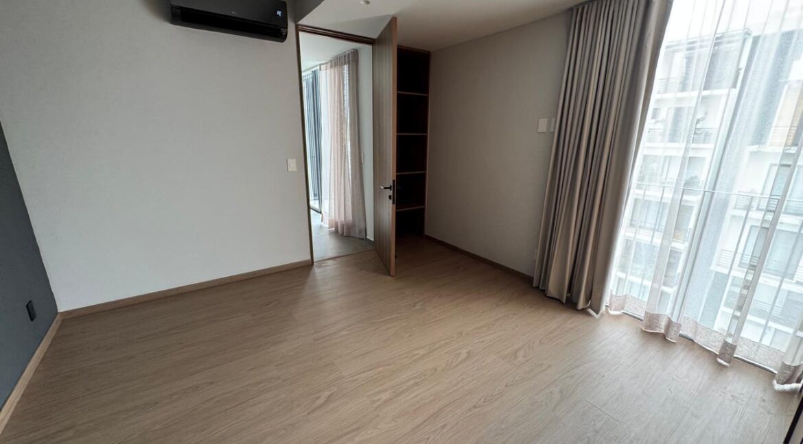 19094511-0d96-4cbe-a173-b395c632aaff